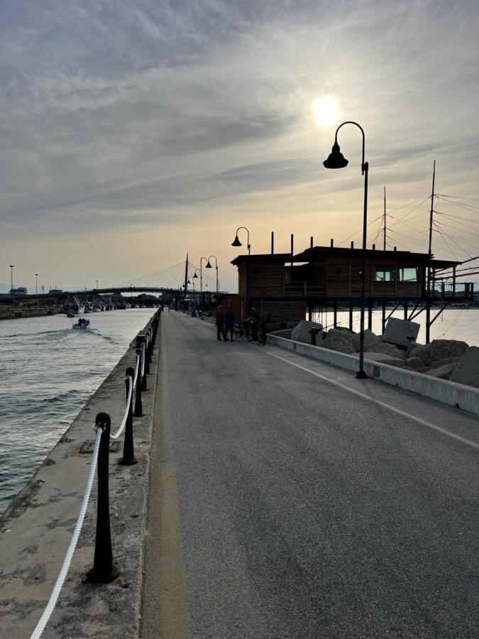 "Casa Incantevole" Fronte Mare Pescara - Appartamento Via Buozzi Exterior photo