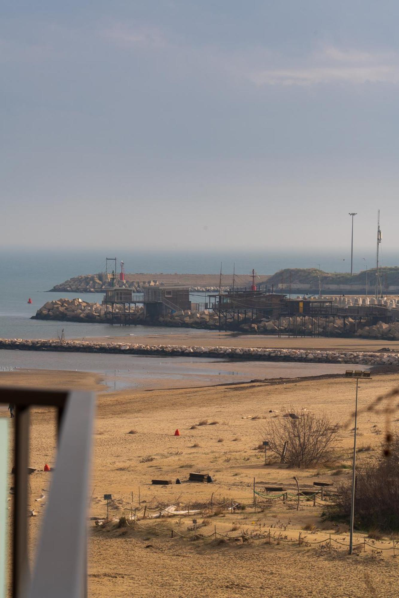 "Casa Incantevole" Fronte Mare Pescara - Appartamento Via Buozzi Exterior photo